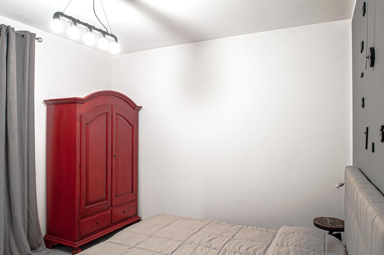 マルチェージネCasa Simoneアパートメント エクステリア 写真