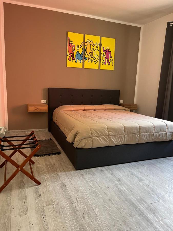 マルチェージネCasa Simoneアパートメント エクステリア 写真