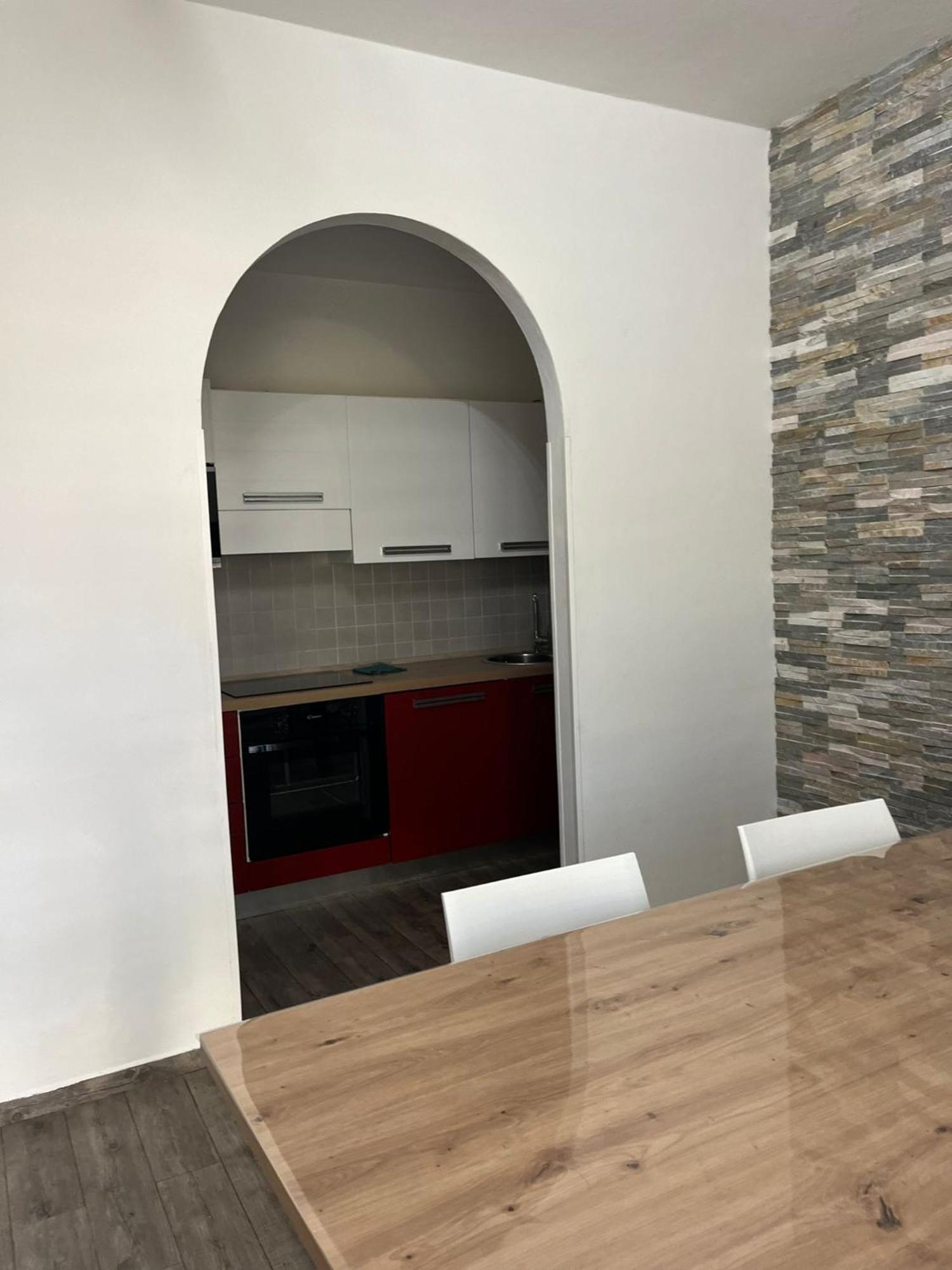 マルチェージネCasa Simoneアパートメント エクステリア 写真