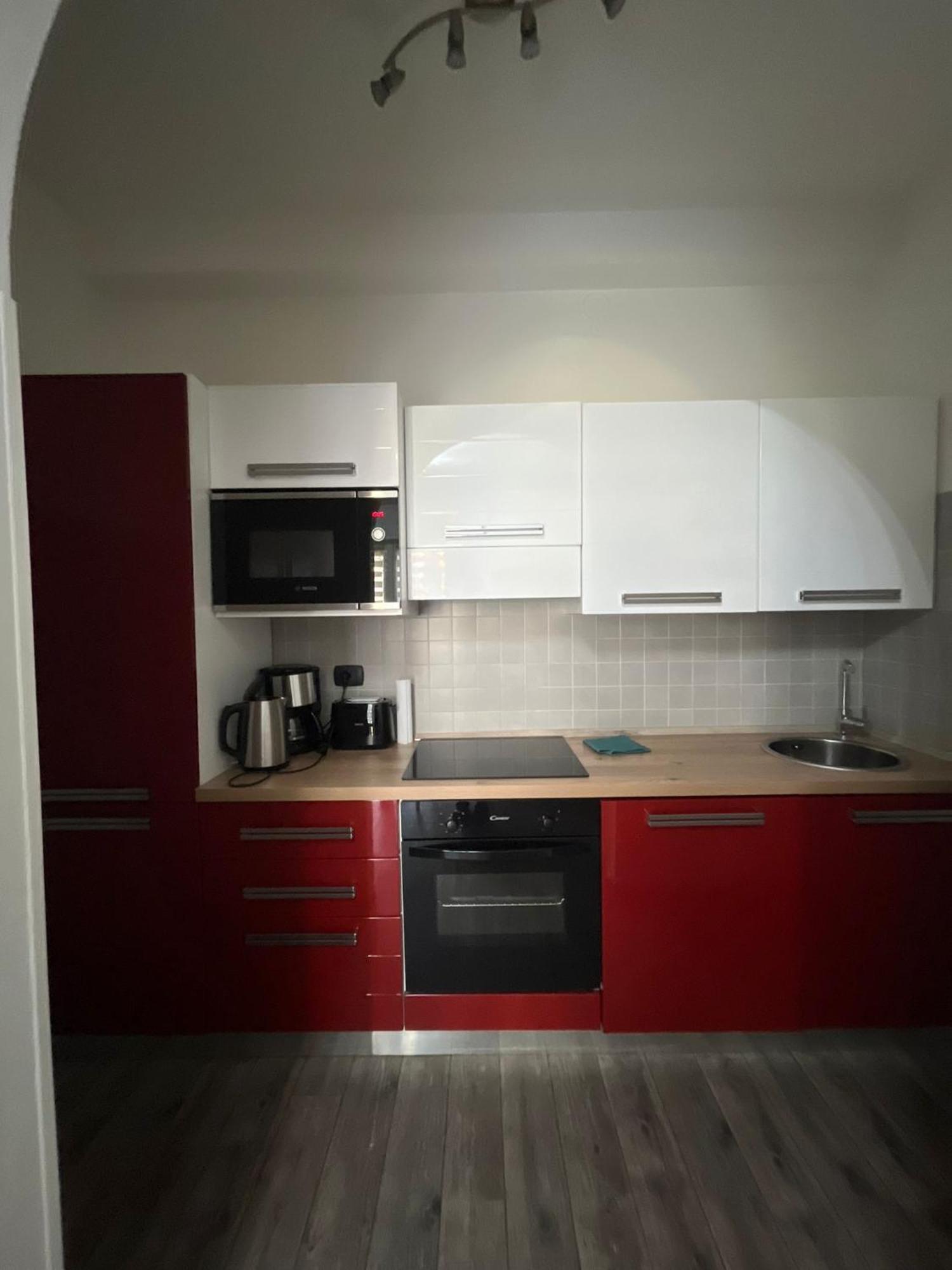 マルチェージネCasa Simoneアパートメント エクステリア 写真
