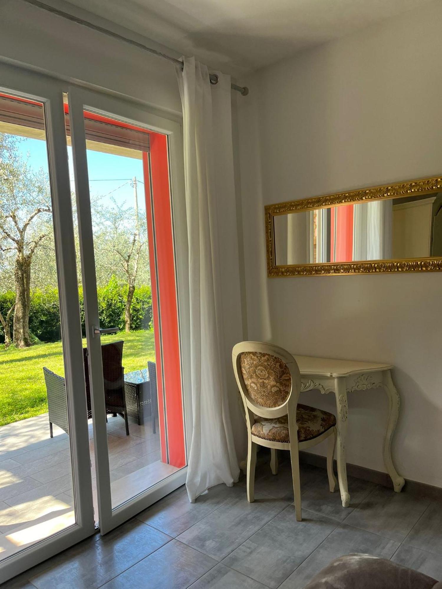 マルチェージネCasa Simoneアパートメント エクステリア 写真