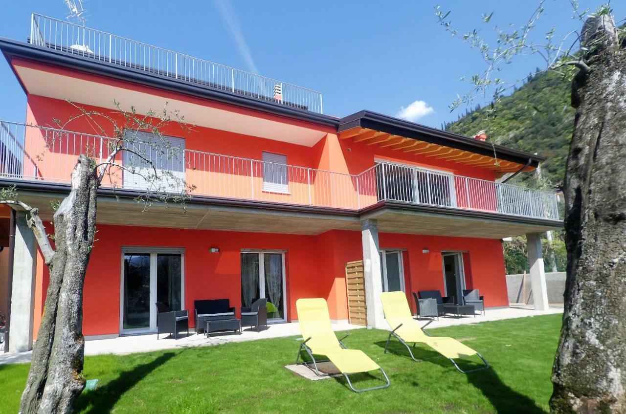 マルチェージネCasa Simoneアパートメント エクステリア 写真